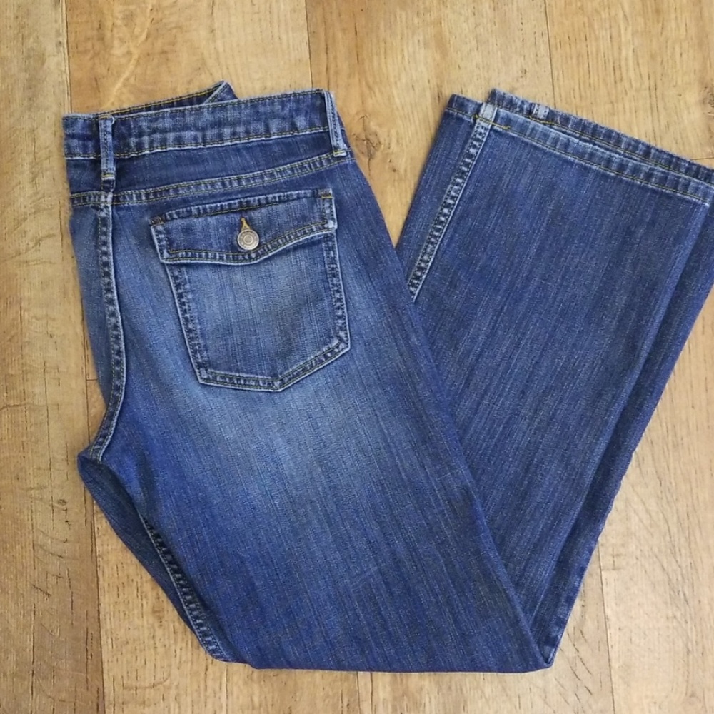 Banana Republic Boot Cut Jeans size 28  6S